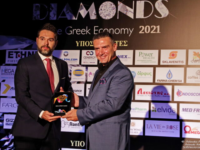 Awarding ceremony at the event Diamonds of the Greek Economy 2021 to Panagiotis Pappas, Co-owner of MEGA SPRINT GUARD