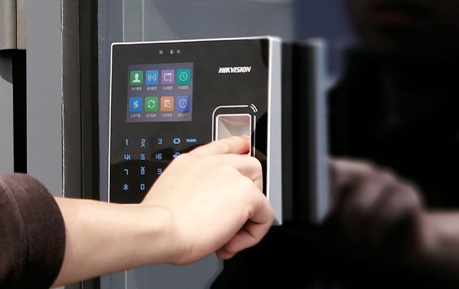 https://megaguard.gr/wp-content/uploads/2026/09/access-control-cover-3.png
